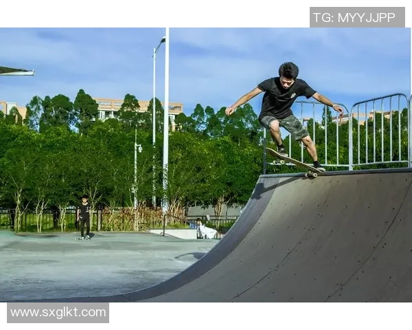 广州极限运动队速度之争引发热议各方观点碰撞激烈讨论