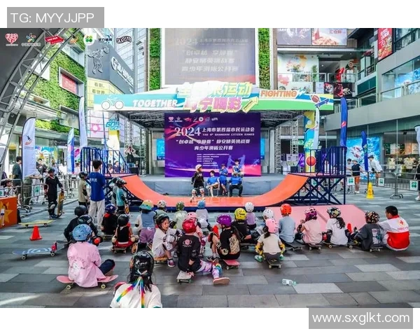 极限运动的魅力与挑战:深入深圳极限运动队的团队协作之道